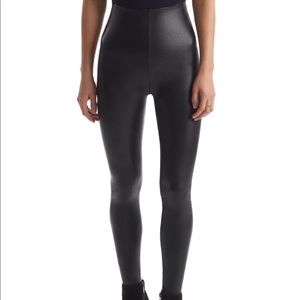 Commando Faux Leather Leggings NWT Item SLG06 Size XS black new with tags